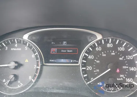 2018 Nissan Pathfinder Platinum z USA, uszkodzony, nr VIN 5N1DR2MN8JC671257